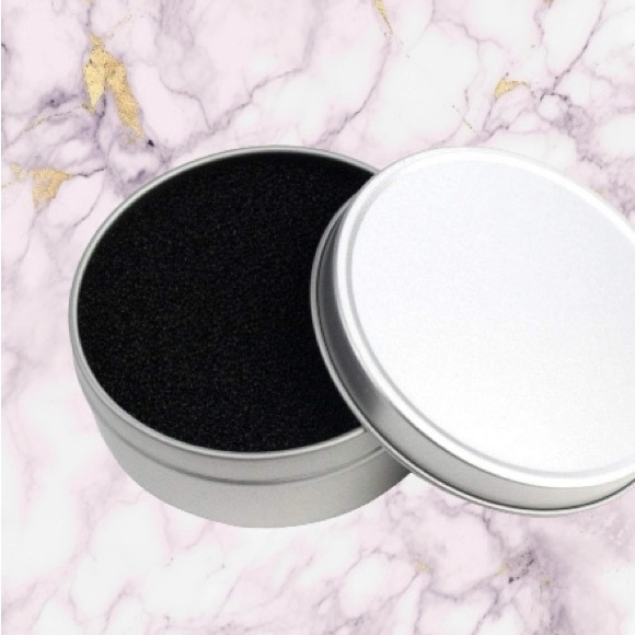 Makeup Brush Cleaning Container with 4 Sponges- removes dry powder pigment - Picture 3 of 4